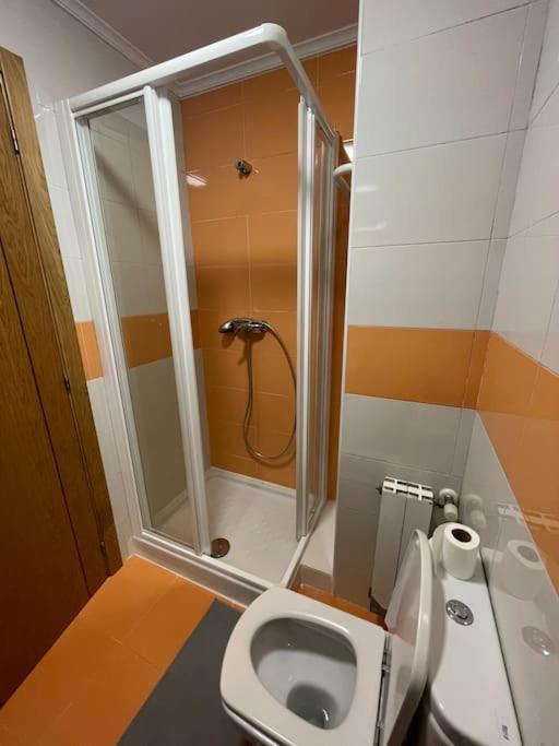 Apartamento Centro Con Garaje Castro Urdiales Bagian luar foto