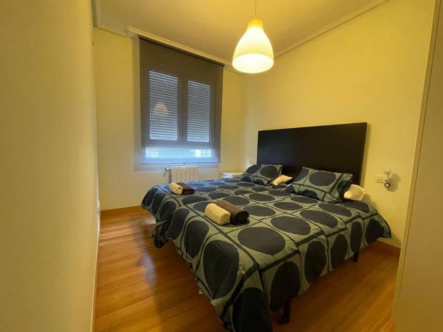 Apartamento Centro Con Garaje Castro Urdiales Bagian luar foto