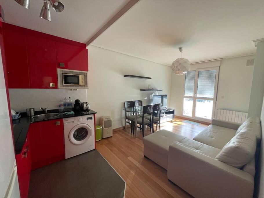 Apartamento Centro Con Garaje Castro Urdiales Bagian luar foto
